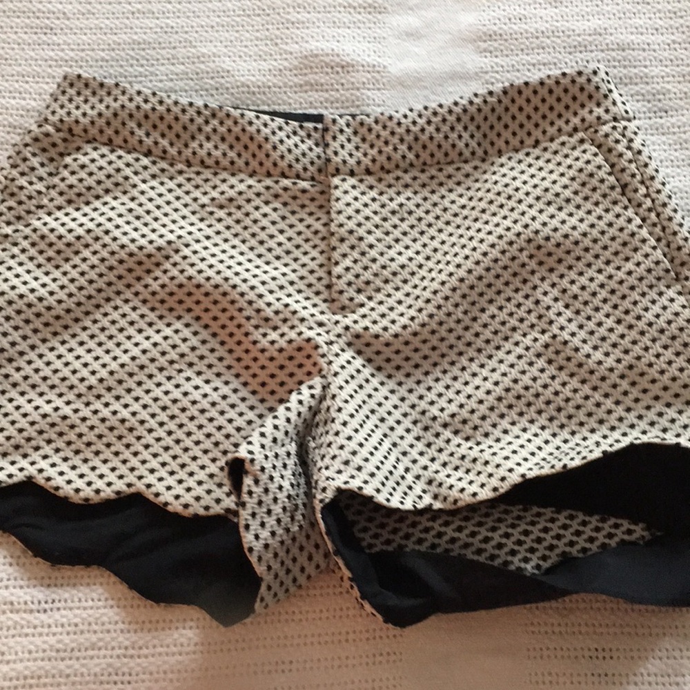 Black & white patterned shorts